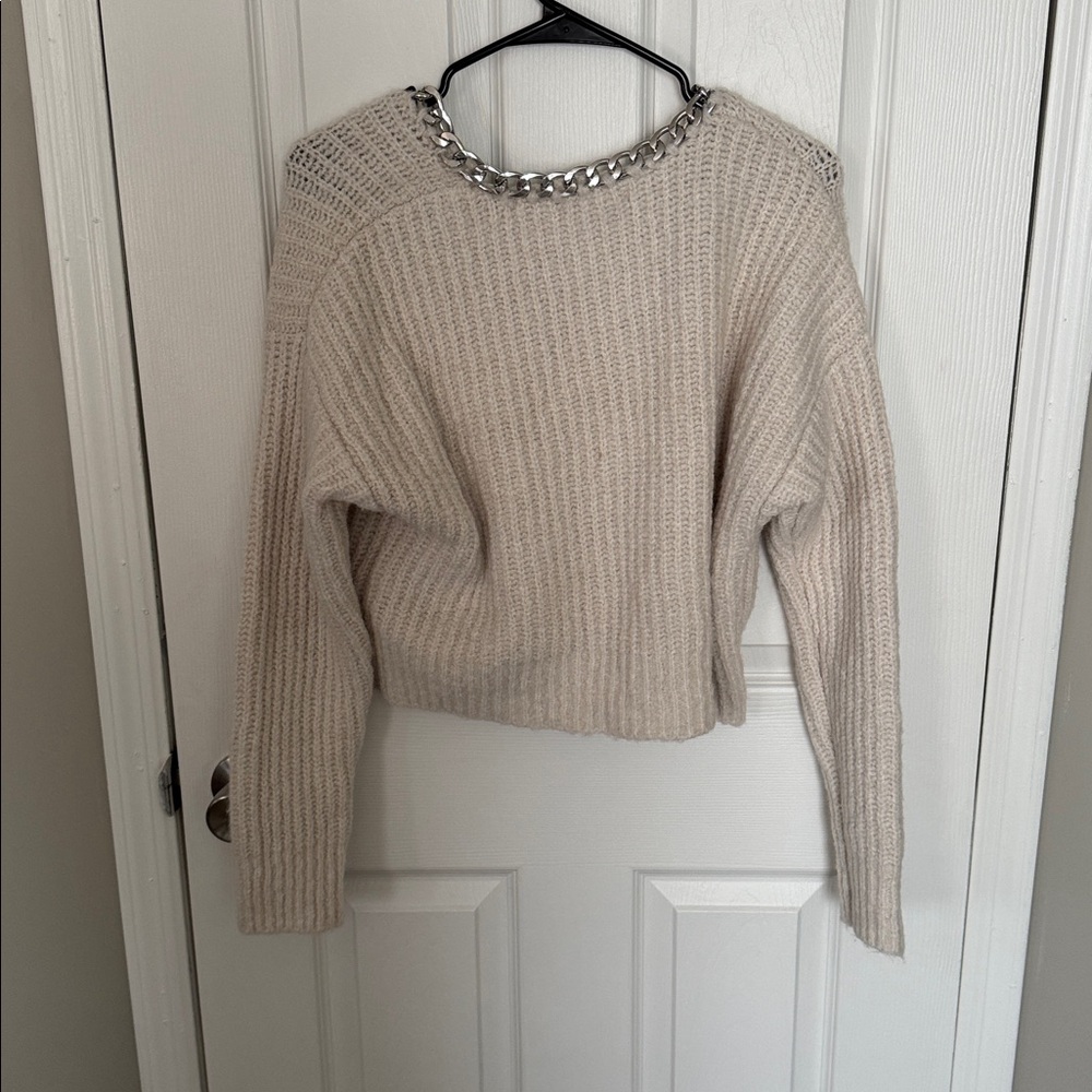 Zara Sweater - Picture 2 of 3